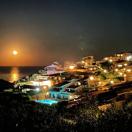San Teodoro Punta Est Delizioso Monolocale Vista Mare Lägenhet Exteriör bild